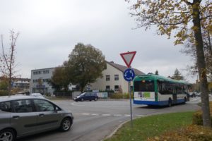 SPD-Fraktion stellt Antrag zum Thema der verbesserten Verkehrssicherheit am Fuchsbogen, Bereich Einmündung in die Balduin-Helm-Straße
